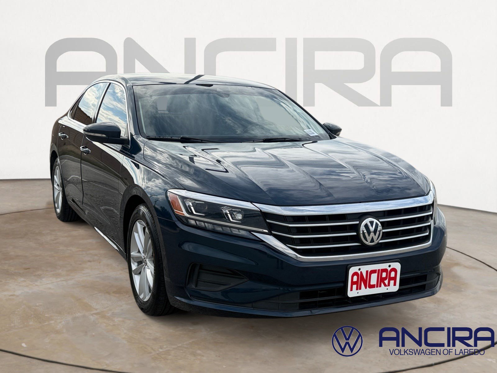 Used 2020 Volkswagen Passat 2.0T SE FWD image 1