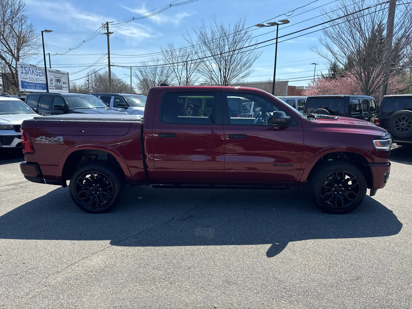 Used 2025 RAM 1500 Limited AWD/4WD image 7