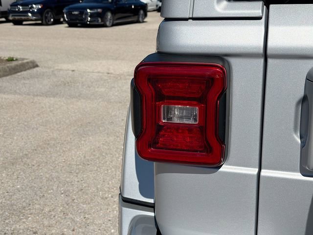 Used 2024 Jeep Wrangler High Altitude image 10
