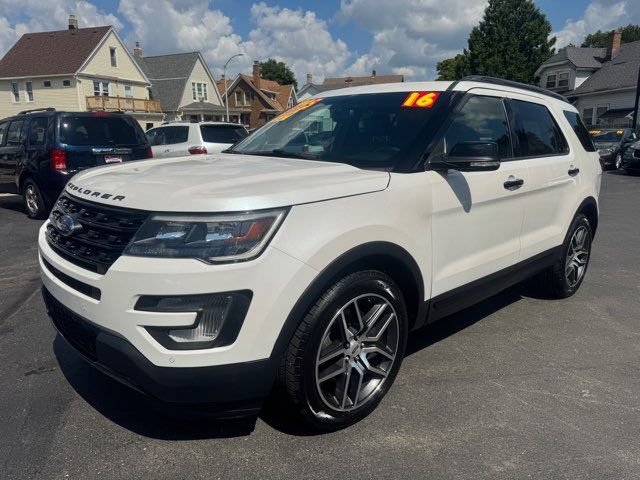 Used 2016 Ford Explorer Sport w/ Equipment Group 401A AWD/4WD image 3