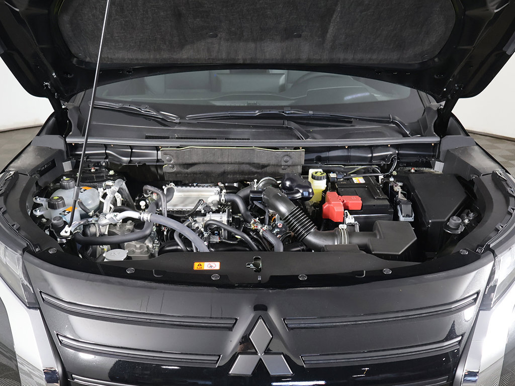 New 2026 Mitsubishi Outlander LE FWD image 19