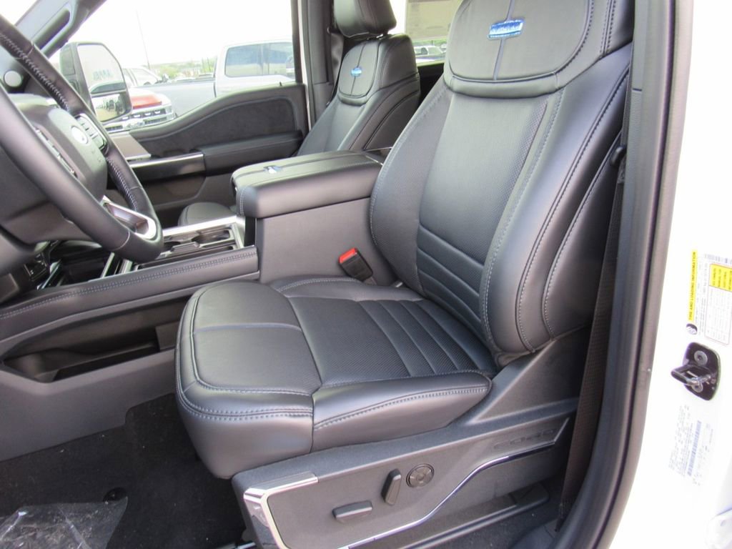 New 2026 Ford F250 Platinum AWD/4WD image 5