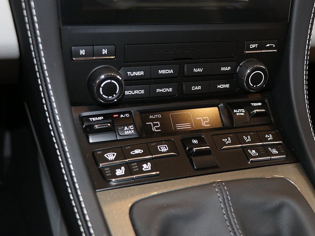 Used 2025 Porsche 718 Cayman GT4 image 42