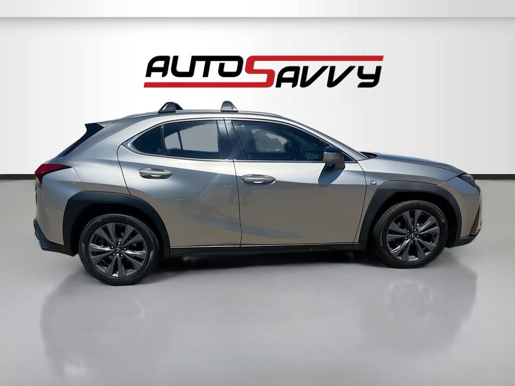 Used 2019 Lexus UX 200 F Sport w/ F Sport Premium Package FWD image 8