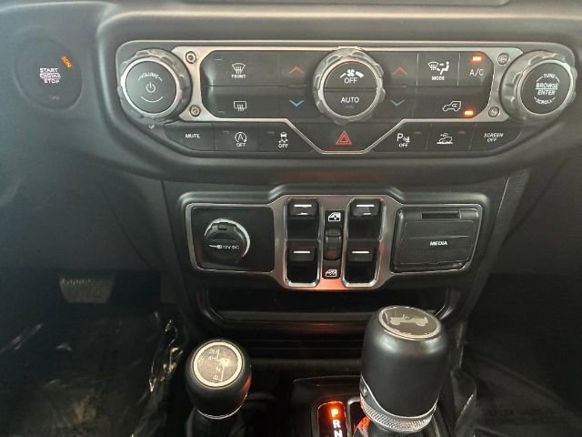 Used 2021 Jeep Wrangler Unlimited Sahara image 12