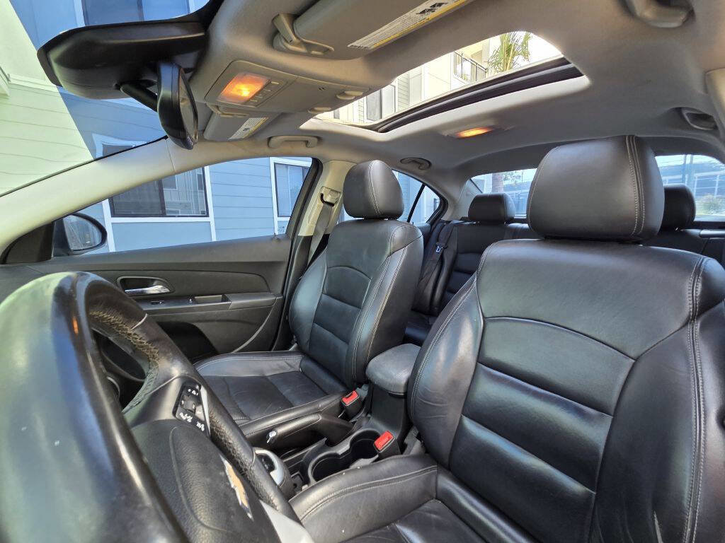 Used 2015 Chevrolet Cruze LTZ w/ Sun, Sound and Sport Package image 36