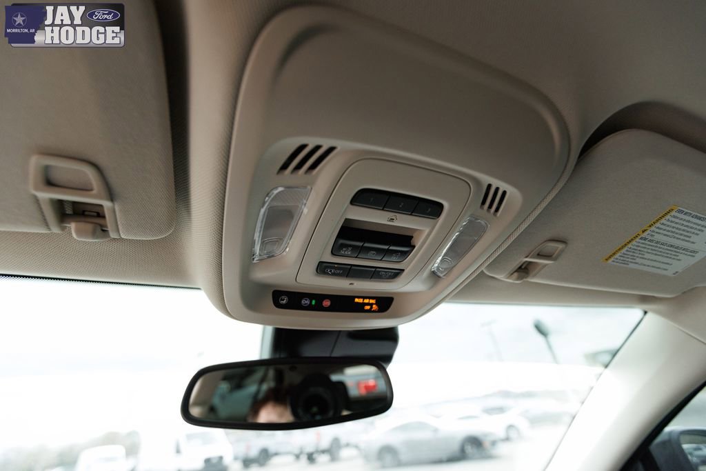 Used 2023 Buick Envision Essence w/ Technology Package I image 39