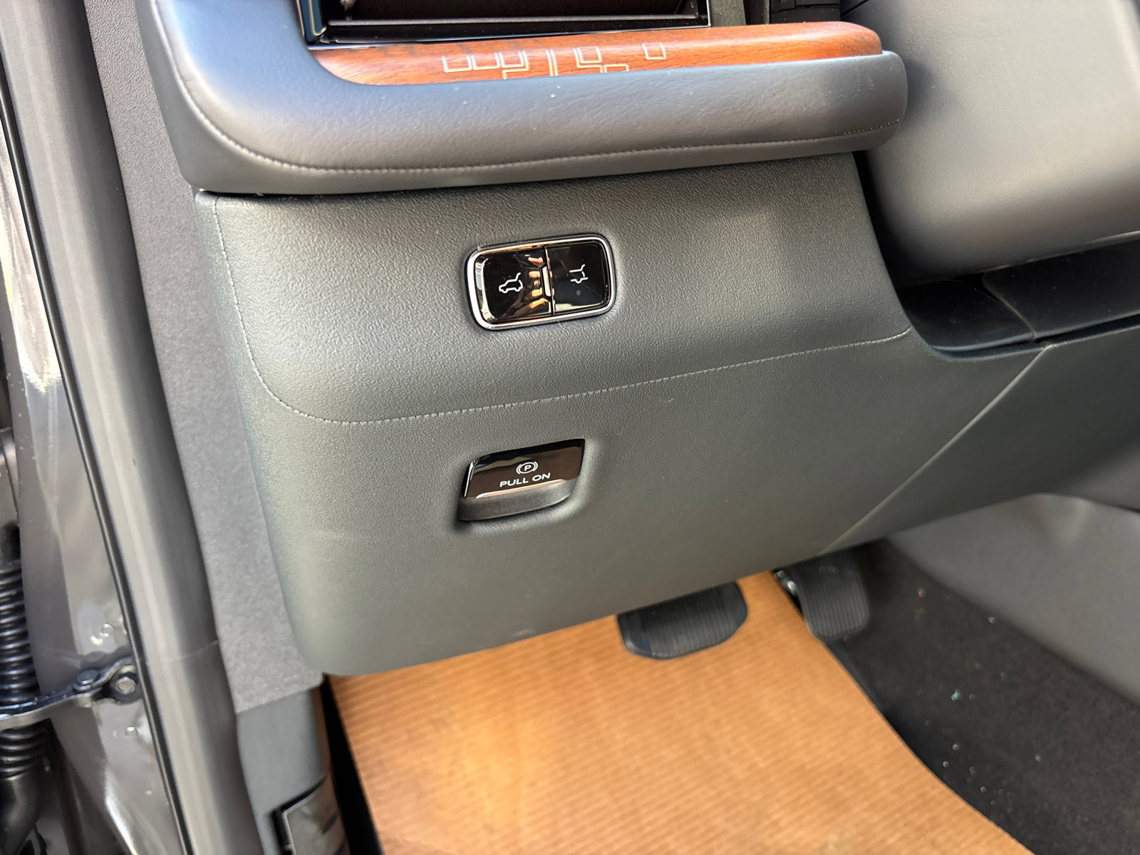 New 2025 Lincoln Navigator L Black Label image 13