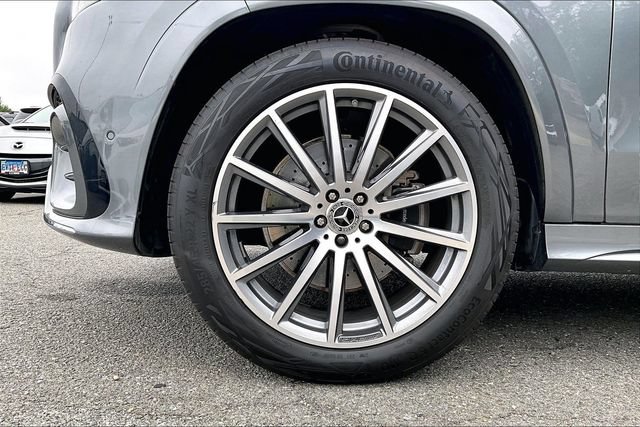 Used 2025 Mercedes-Benz GLS 450 4MATIC image 5