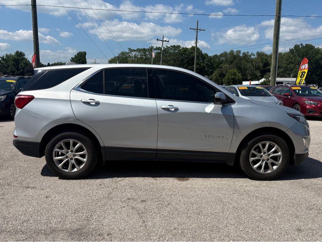 Used 2019 Chevrolet Equinox LT FWD image 3