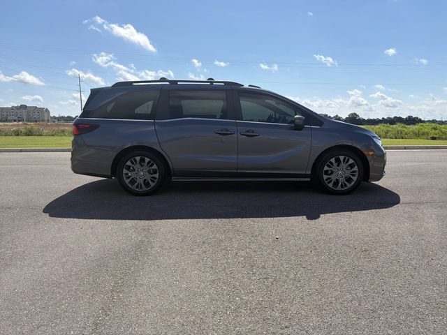 Used 2025 Honda Odyssey Touring image 6
