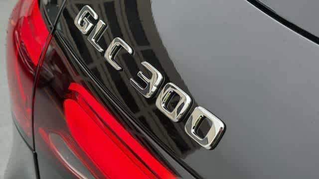 Used 2026 Mercedes-Benz GLC 300 4MATIC image 9