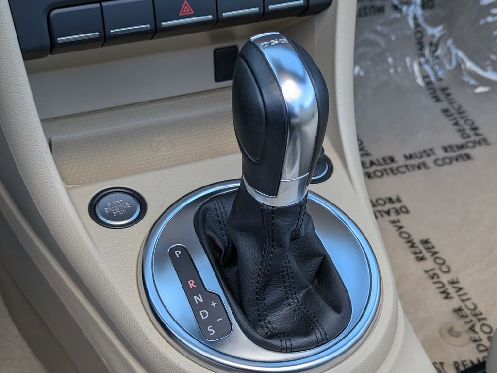 Used 2013 Volkswagen Beetle Turbo image 28