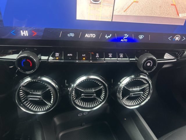 New 2026 Chevrolet Blazer EV LT w/ Midnight/Sport Edition FWD image 23