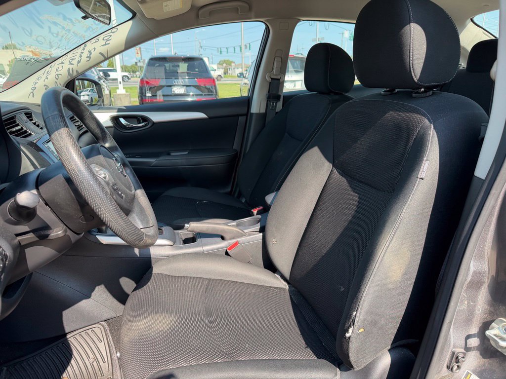 Used 2019 Nissan Sentra S FWD image 5