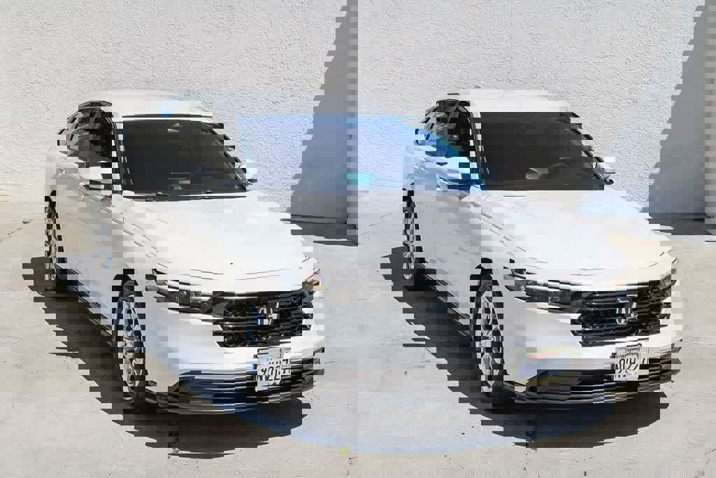 Used 2024 Honda Accord LX image 3