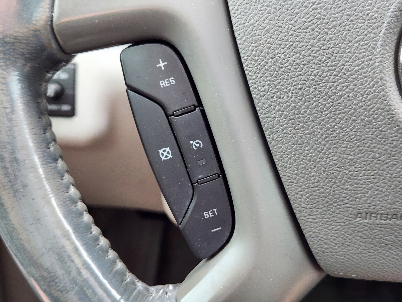 Used 2013 Buick Enclave Premium w/ LPO, Cargo Convenience Pkg image 23