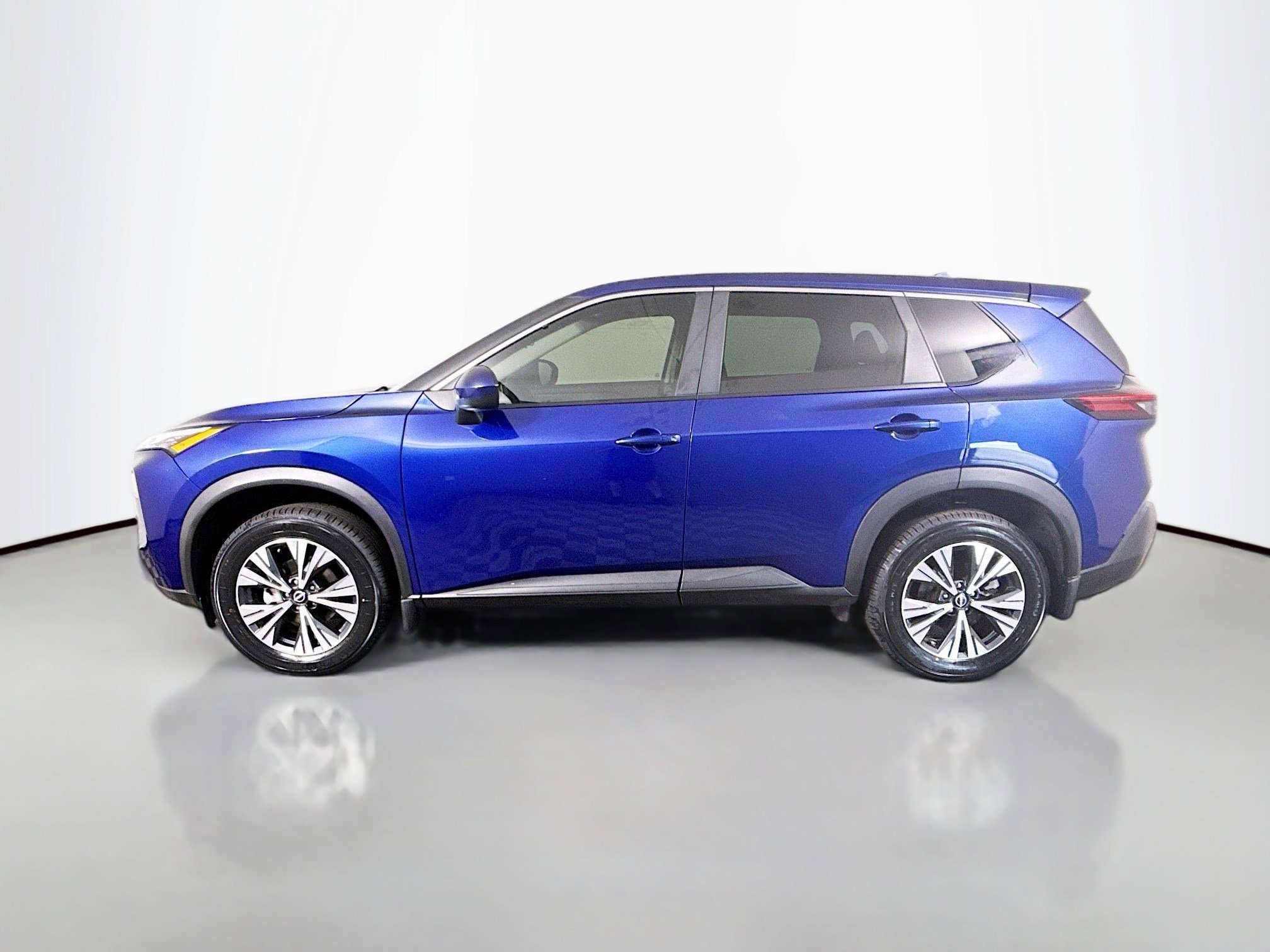 Used 2023 Nissan Rogue SV FWD image 6