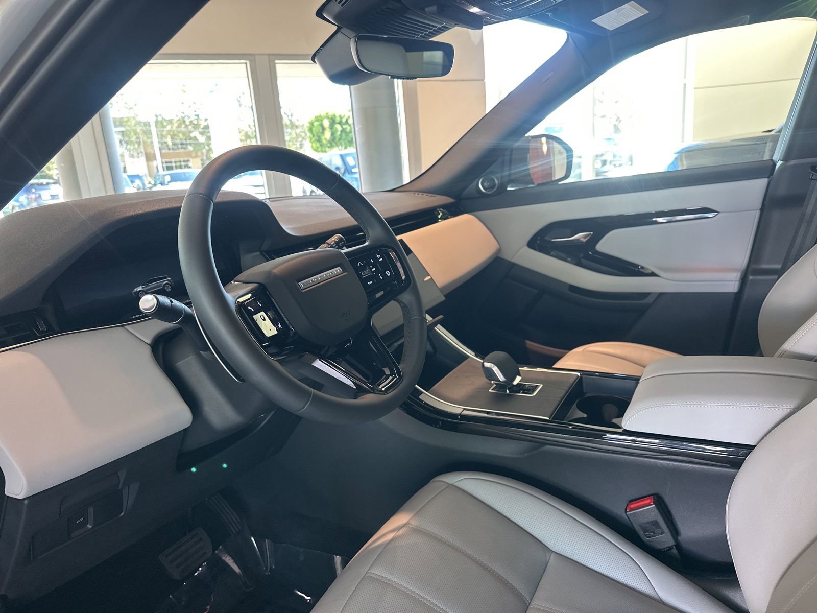 Certified 2026 Land Rover Range Rover Evoque S image 9