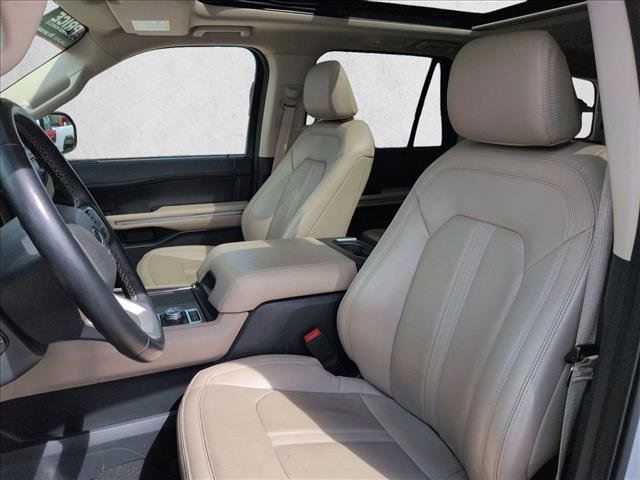 Used 2024 Ford Expedition Limited image 17