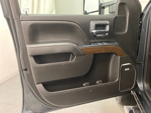 Used 2018 GMC Sierra 2500 Denali w/ Duramax Plus Package image 11