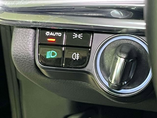 Used 2020 Porsche Panamera image 39