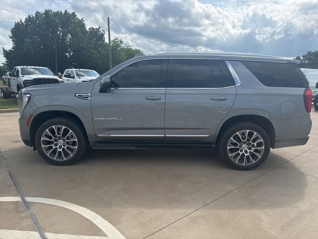 Used 2025 GMC Yukon Denali w/ Denali Reserve Package AWD/4WD image 4