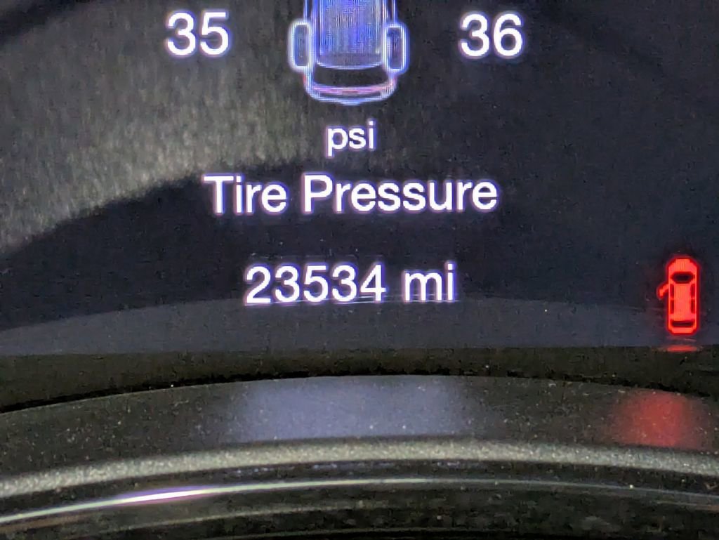 Used 2024 Dodge Durango GT image 15