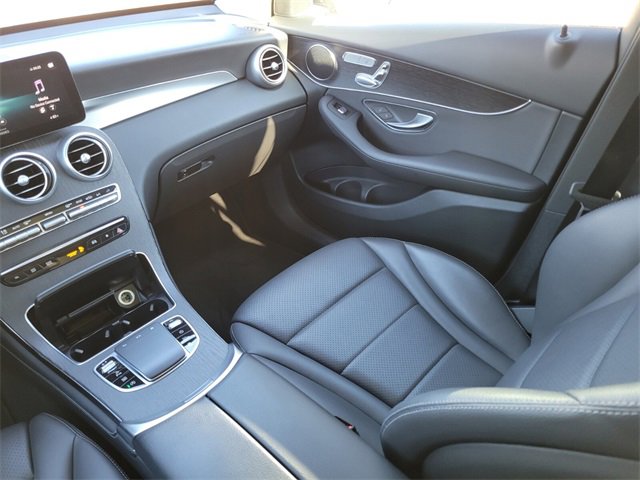 Used 2021 Mercedes-Benz GLC 300 4MATIC image 13