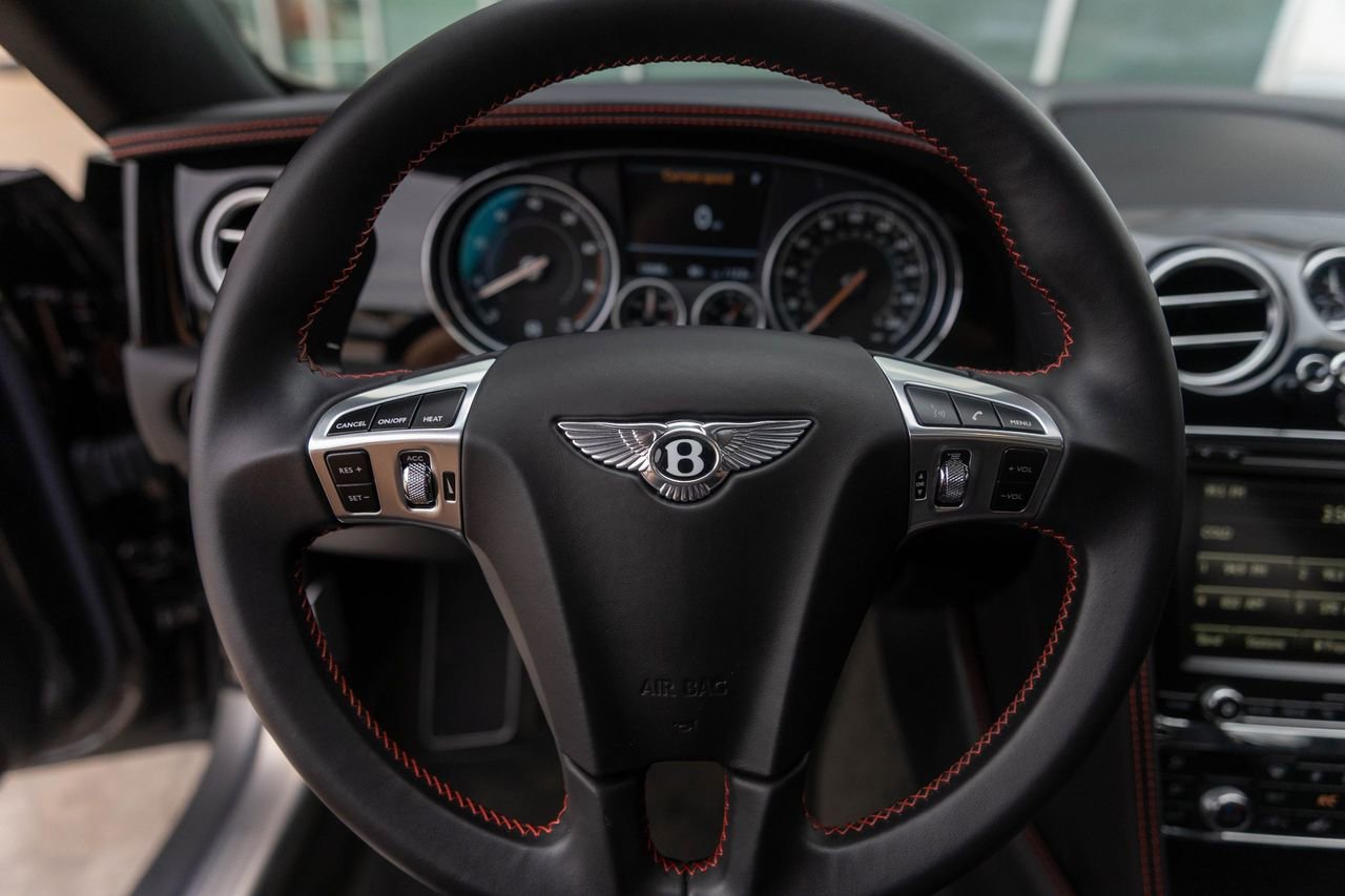 Used 2018 Bentley Flying Spur S V8 AWD/4WD image 26