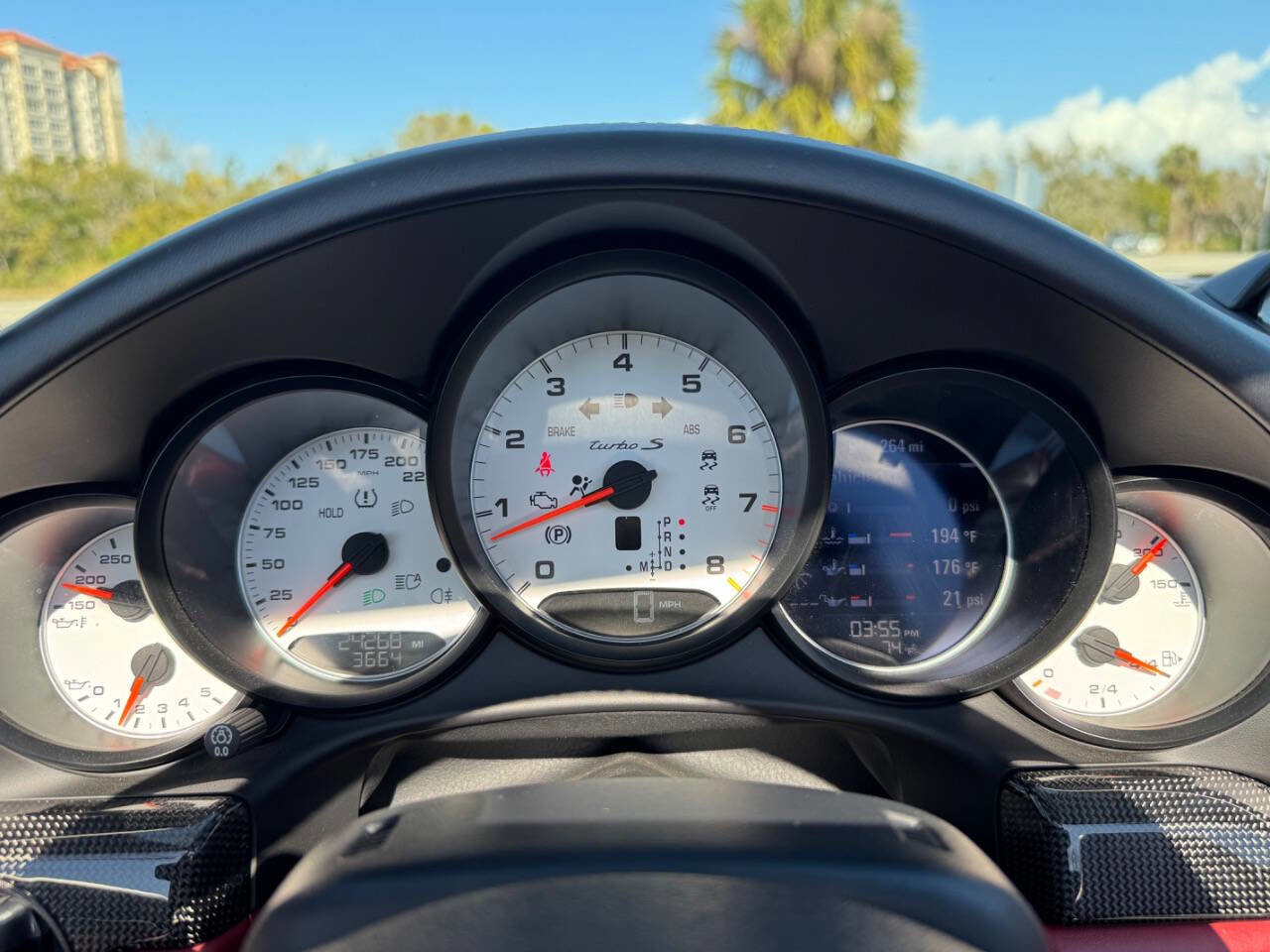 Used 2015 Porsche 911 Turbo S image 61