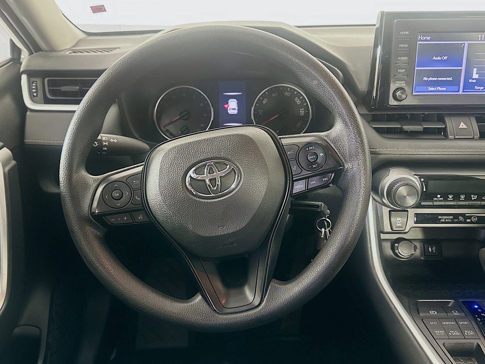 Used 2019 Toyota RAV4 LE w/ All Weather Liner Package AWD/4WD image 17