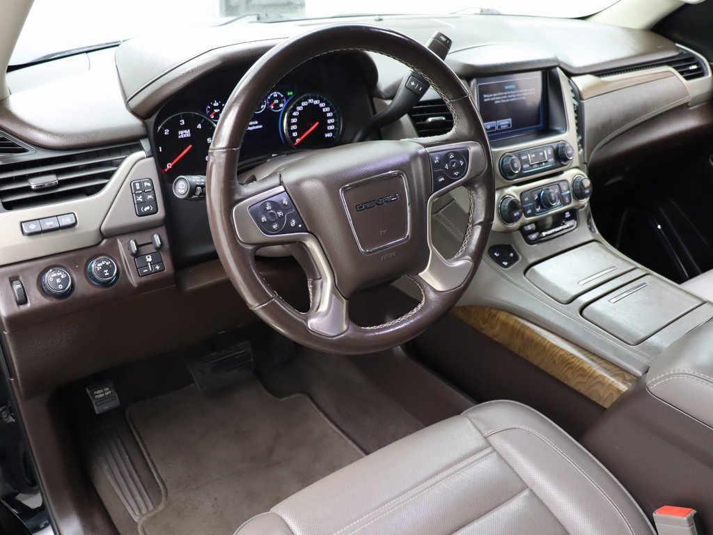 Used 2019 GMC Yukon Denali w/ Denali Ultimate Package image 20