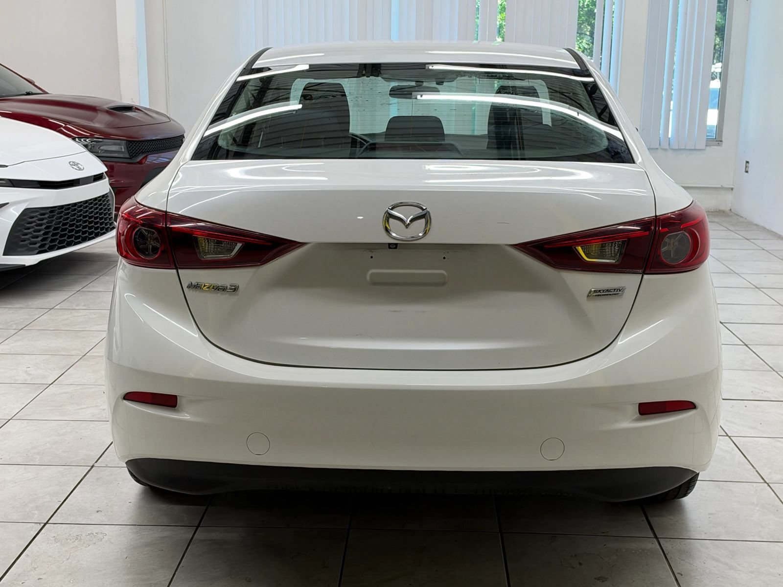 Used 2016 MAZDA MAZDA3 i Sport w/ Preferred Equipment Package FWD image 8