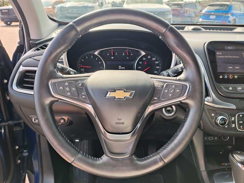 Used 2021 Chevrolet Equinox Premier FWD image 17