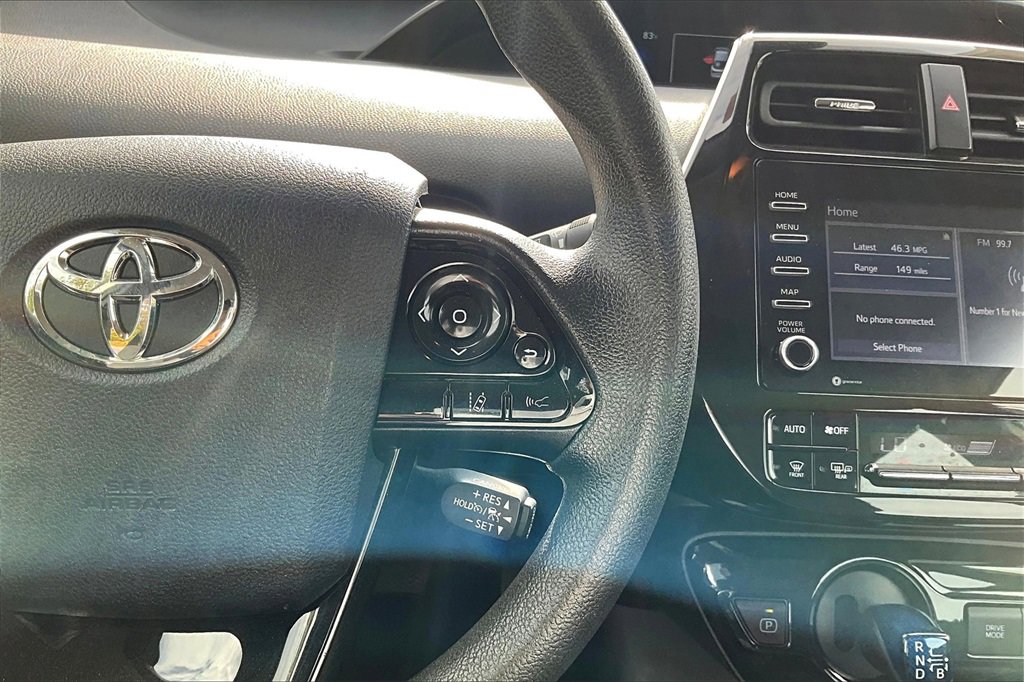 Used 2022 Toyota Prius L Eco image 11