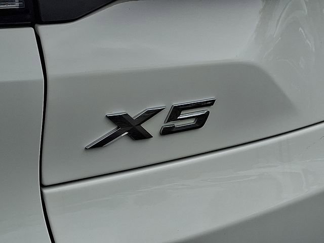 Used 2025 BMW X5 xDrive40i w/ Premium Package AWD/4WD image 30