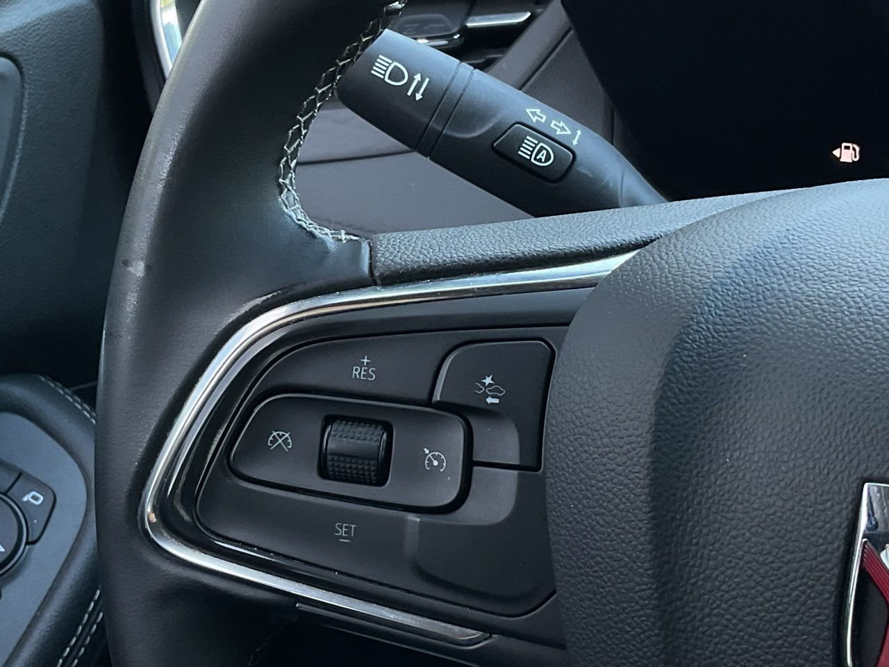 Used 2025 Buick Encore GX Preferred image 23