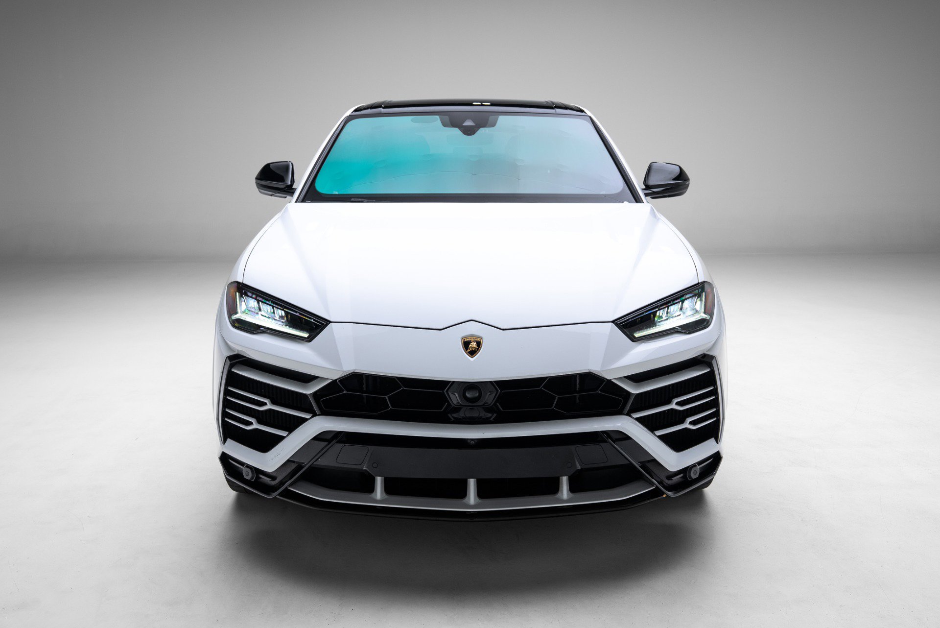 Used 2021 Lamborghini Urus AWD/4WD image 3