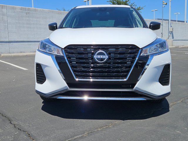 Used 2024 Nissan Kicks S FWD image 2