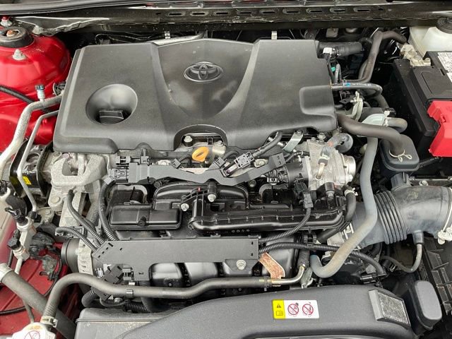 Used 2022 Toyota Camry SE w/ Cold Weather Package FWD image 21