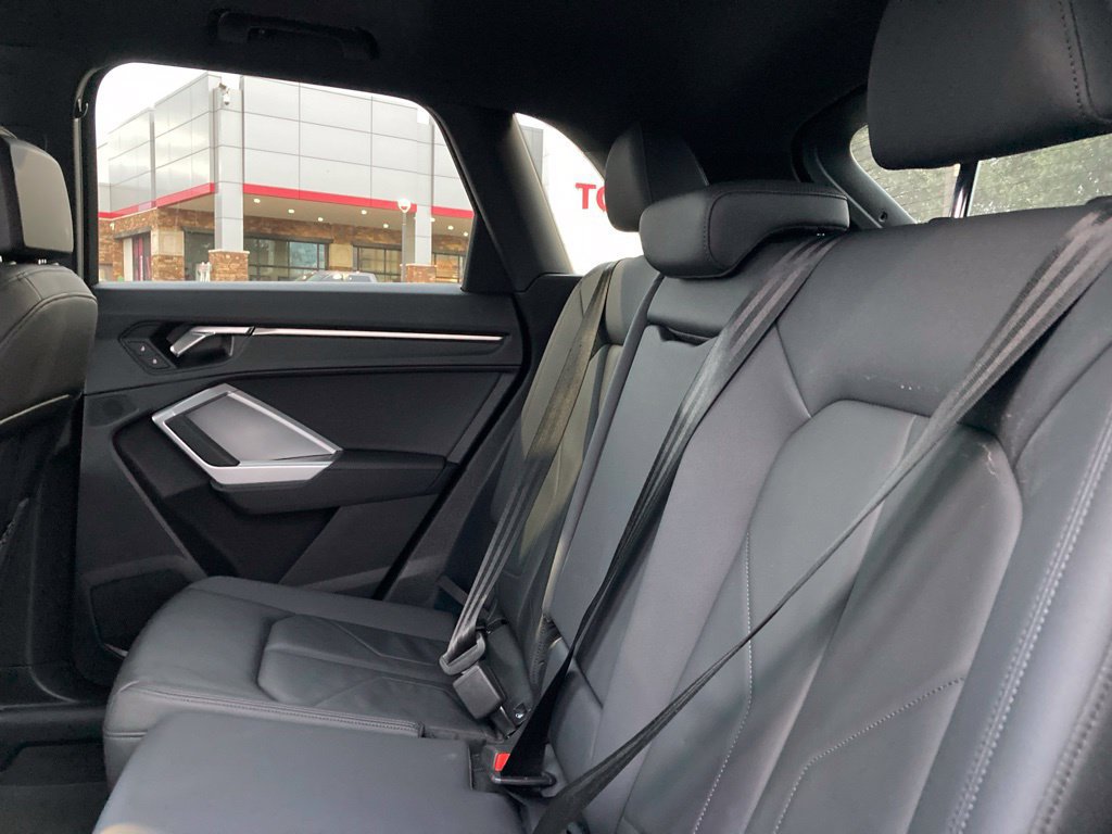 Used 2025 Audi Q3 2.0T Premium AWD/4WD image 11