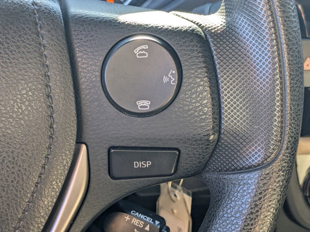 Used 2014 Toyota Corolla LE image 11