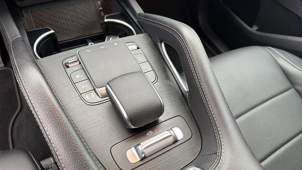 Used 2025 Mercedes-Benz GLS 450 4MATIC image 37