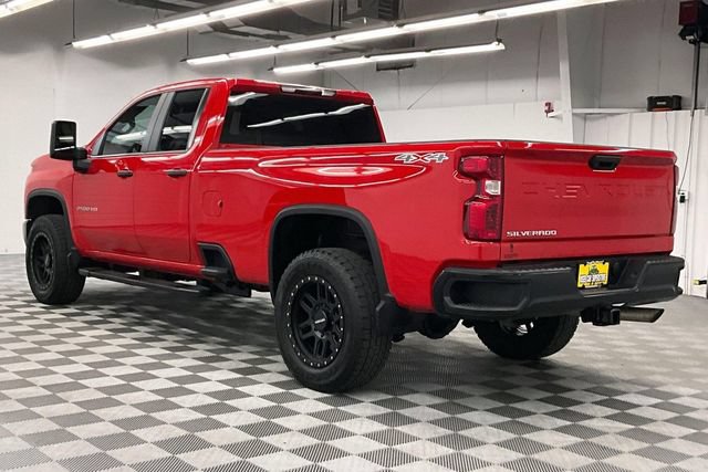 Used 2024 Chevrolet Silverado 2500 W/T AWD/4WD image 2