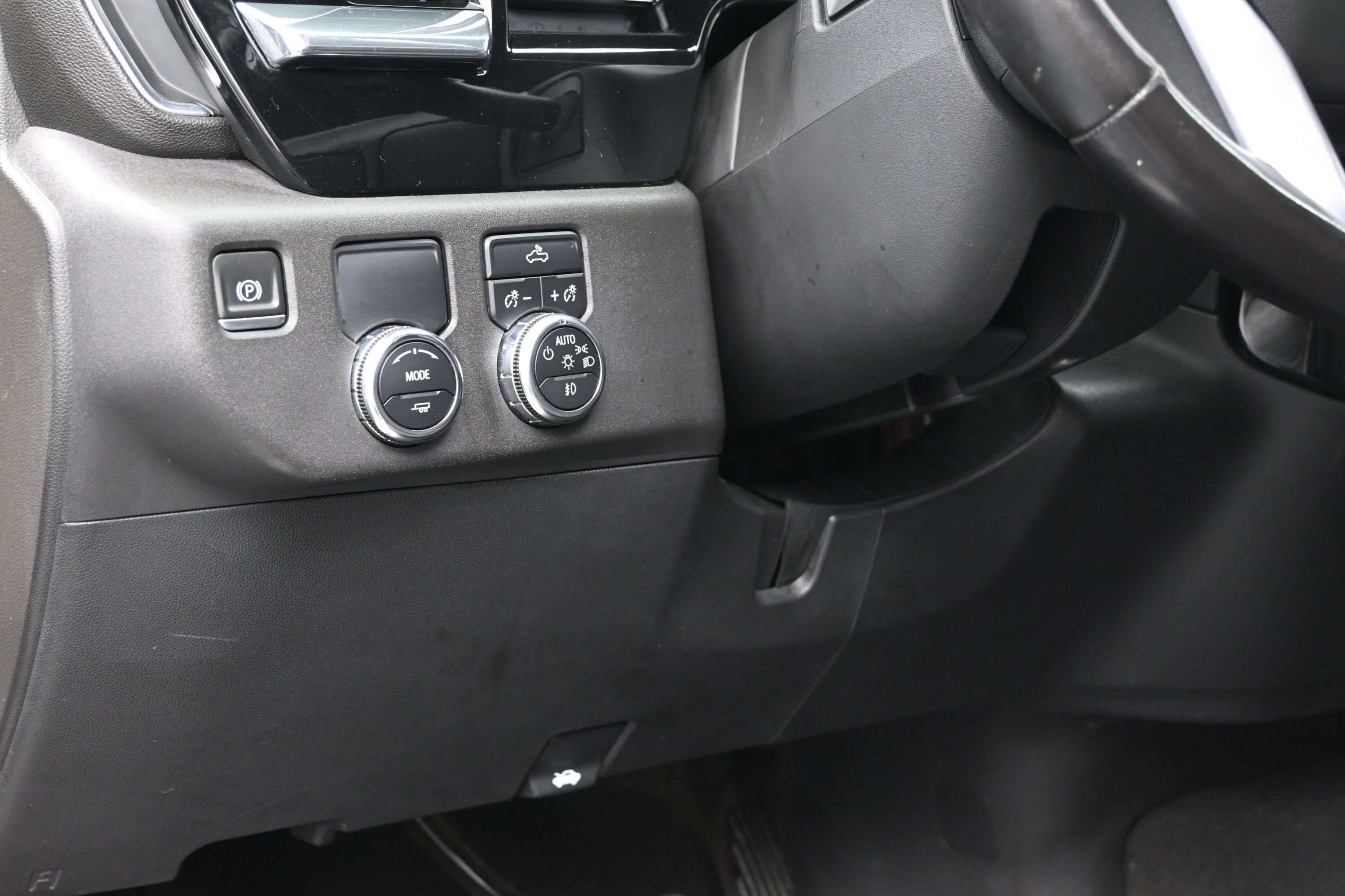 Used 2022 GMC Sierra 1500 Elevation RWD image 23