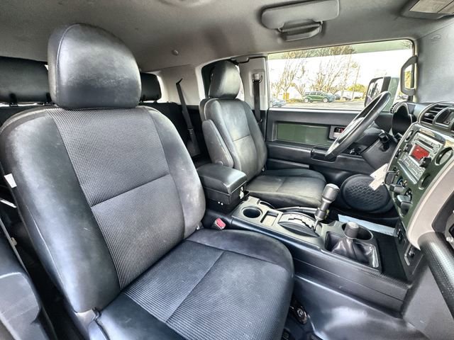 Used 2014 Toyota FJ Cruiser 4WD w/ Upgrade Package image 30