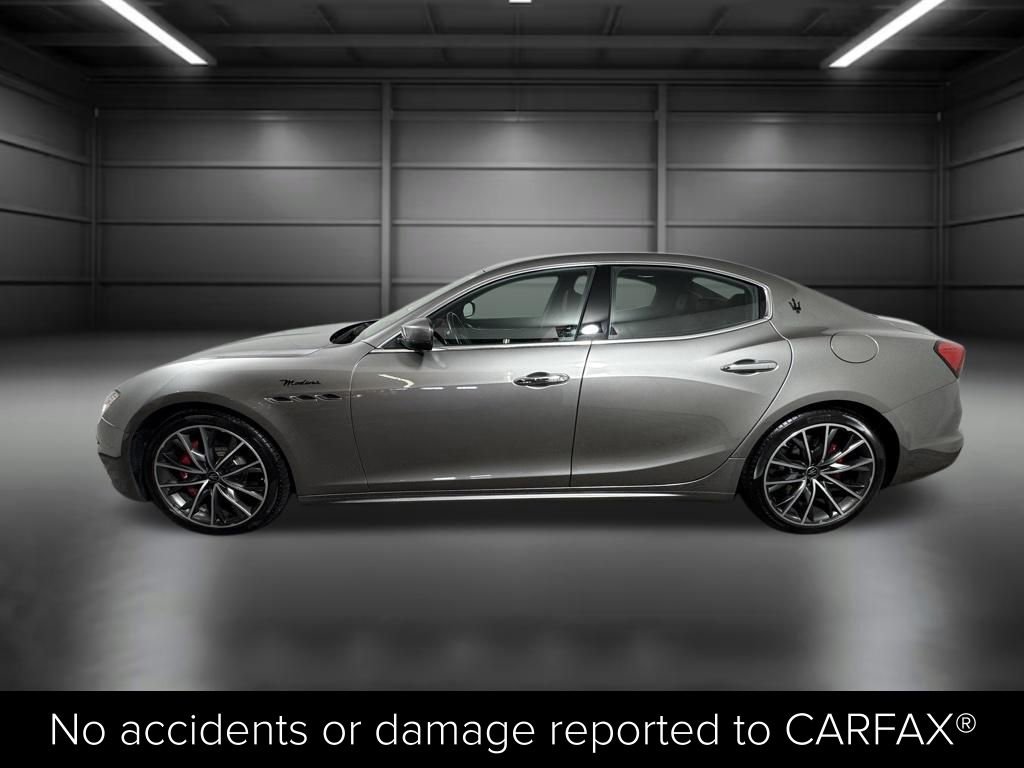 Used 2022 Maserati Ghibli Modena Q4 image 2