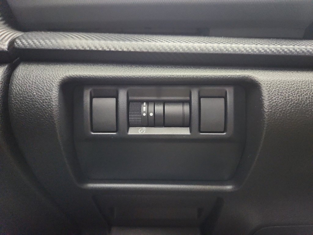 Used 2025 Subaru Crosstrek 2.5i Wilderness w/ Wilderness Package image 9