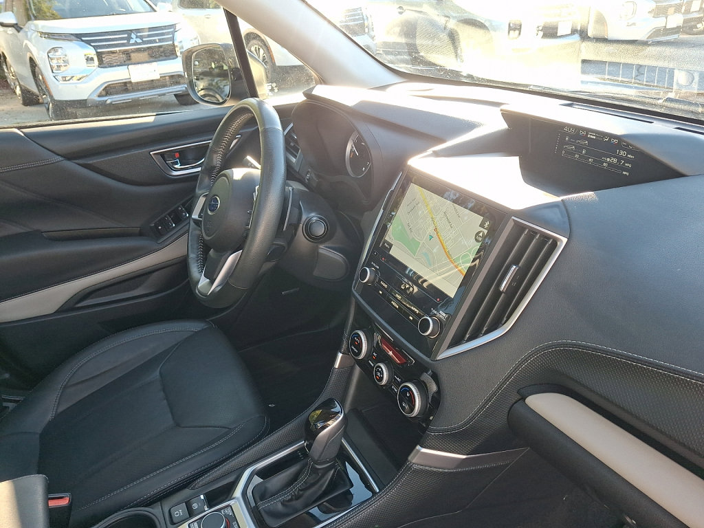 Used 2023 Subaru Forester Limited AWD/4WD image 12